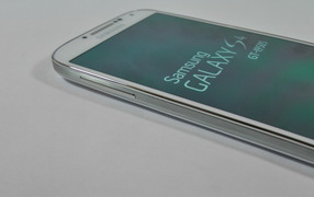 Samsung Galaxy S4 крупным планом