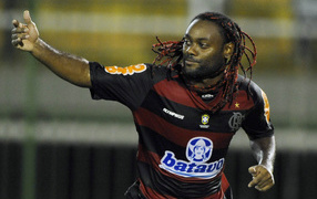  Шаньдун Лунэн Вагнер благодарит болельщиков