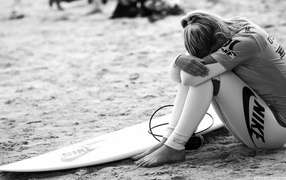 Спортивная девушка устала