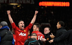 Нападавший Манчестер Юнайтед Робин ван Перси