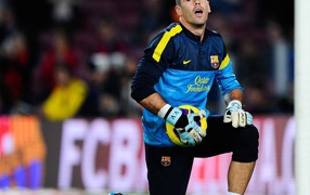 Лучший вратарь Барселоны Виктор Вальдес