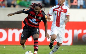 Лучший игрок Шаньдун Лунэн Вагнера с красными волосами