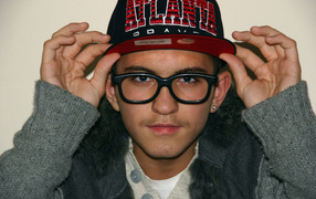 Парень в кепке atlanta, swag