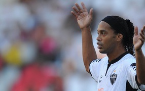 The player of Atletico Mineiro Ronaldinho on the field