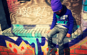 Ребёнок в стиле одежды swag