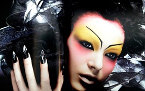 Фотография девушки из журнала