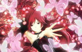 Девушка на фоне роз