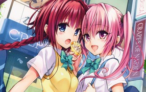 Две подружки на улице