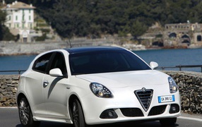 Дизайн автомобиля Alfa Romeo 145