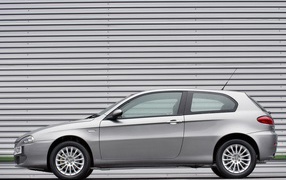 Тест драйв автомобиля Alfa Romeo 147