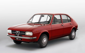 Test drive the car Alfa Romeo alfasud 