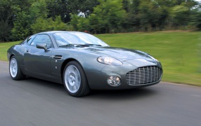 Car design Aston Martin db7 