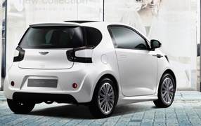 Новый автомобиль Aston Martin cygnet