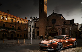 Новый автомобиль Aston Martin vanquish