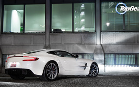 Тест драйв автомобиля Aston Martin top gear