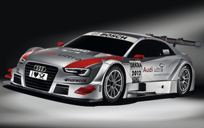 Автомобиль марки Audi модели a5