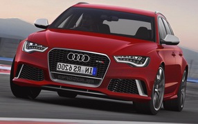 Фото автомобиля Audi RS Q3 2014 года