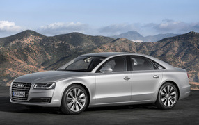 Надежная машина Audi A8 2014
