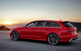 Тест драйв автомобиля audi rs6