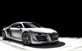 Красивая Audi R8 GT