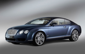 Синий Bentley Continental GT