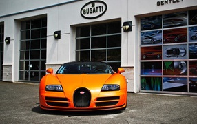 Оранжевый Bugatti veyron