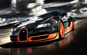 Bugatti под облачным небом