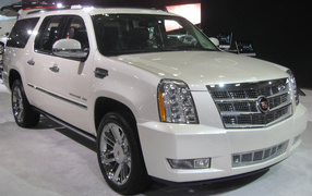 Великолепный Cadillac Escalade 2014