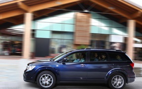 Автомобиль марки Fiat модели Freemont