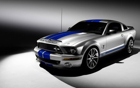 Форд Мустанг Шелби GT500