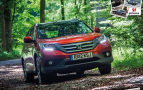 Автомобиль марки Honda модели CR V