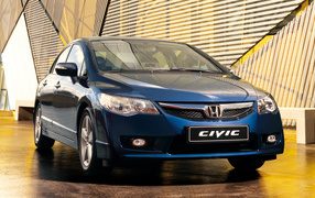 Тест драйв автомобиля Honda Civic 4D