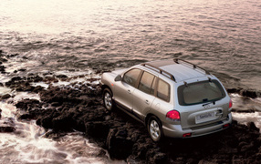 Надежный автомобиль Hyundai Santa fe