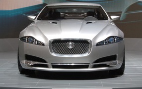 Новый Jaguar XF