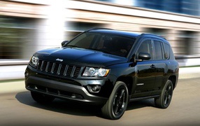 Стремительный Jeep Compass