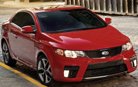 Тест драйв автомобиля Kia Cerato