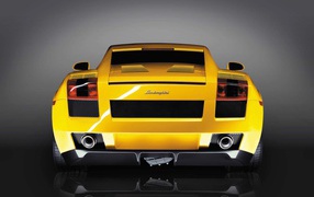Автомобиль марки Lamborghini модели Gallardo