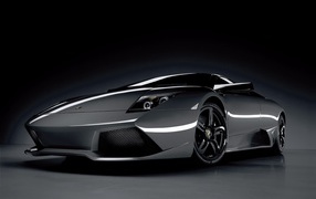 Автомобиль марки Lamborghini модели Murcielago