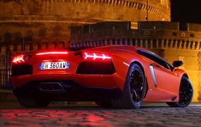 Дизайн автомобиля Lamborghini Aventador