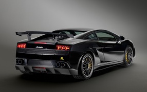 Дизайн автомобиля Lamborghini Gallardo