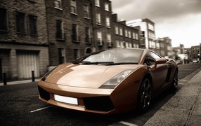 Машина Lamborghini gallardo