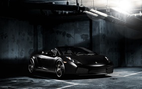 Черный Lamborghini gallardo