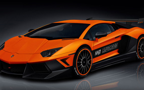 Новая машина Lamborghini Aventador
