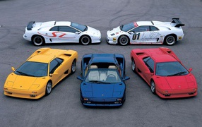 Надежная машина Lamborghini Diablo