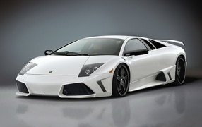 Белый Lamborghini Murcielago