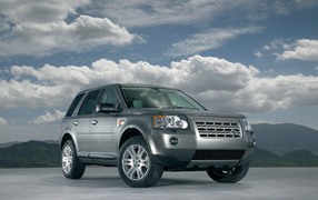 Дизайн автомобиля Land Rover Freelander 2