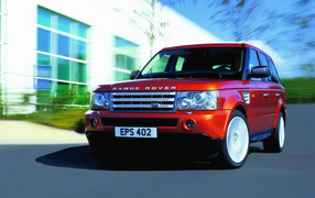   Надежная машина Land Rover A8