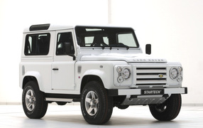Фото автомобиля Land Rover Defender