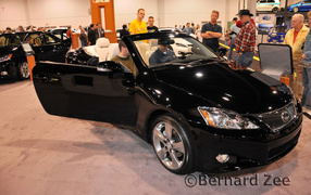 Black Lexus IS 250