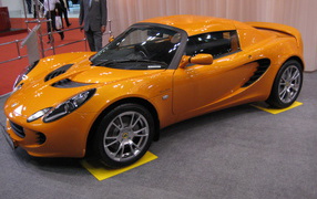 Lotus Elise in the cabin